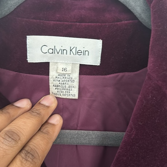 Burgundy Calvin Klein Blazer - Picture 3 of 4